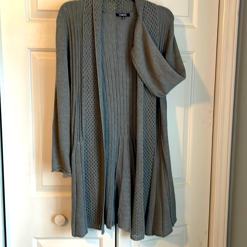 Pretty gray sweater hardly worn! Soft cotton/acrylic!